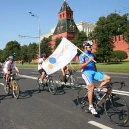 Благотворительный велопробег с финишем на Красной площади